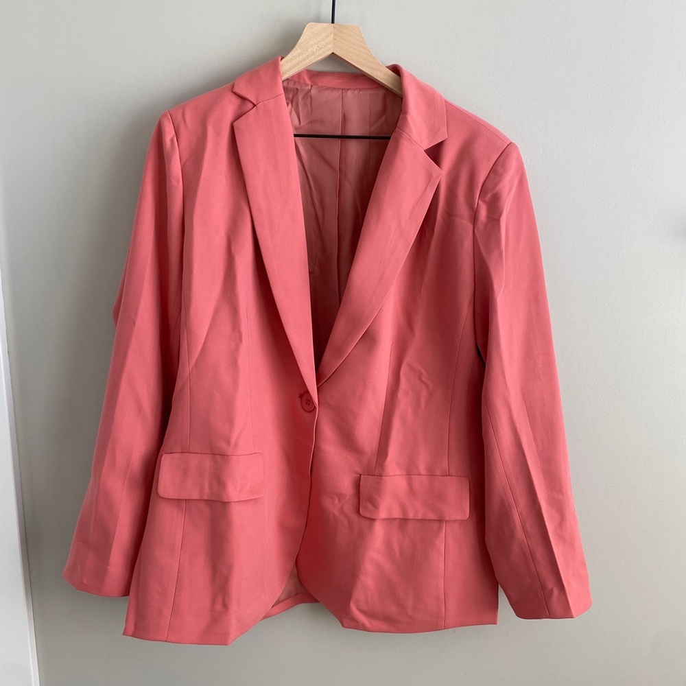 Cicy Bell Sz XL Women’s Blazer in Coral - NWOT